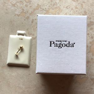 Piercing Pagoda. One cartilage piercing stud.